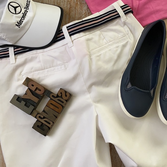 🆕CROWN & IVY Women’s White Twill Bermuda Shorts - Picture 4 of 10